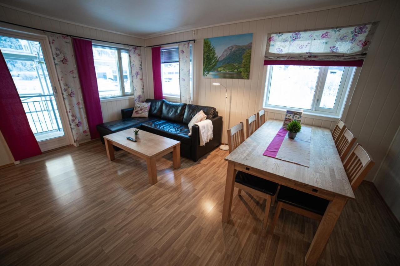 Forde Gjestehus Og Camping Bagian luar foto